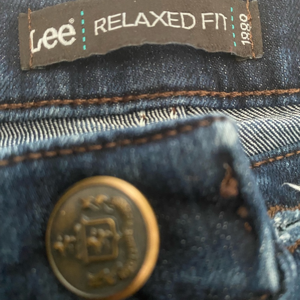 Lee Women's Relaxed Fit Straight Leg Jeans Cotton Size 6 Long Dark Blue Jeans